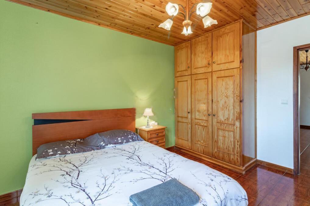 Casa Central - Peceful Mountain Retreat In Calheta Ribeira do Raposo Eksteriør billede