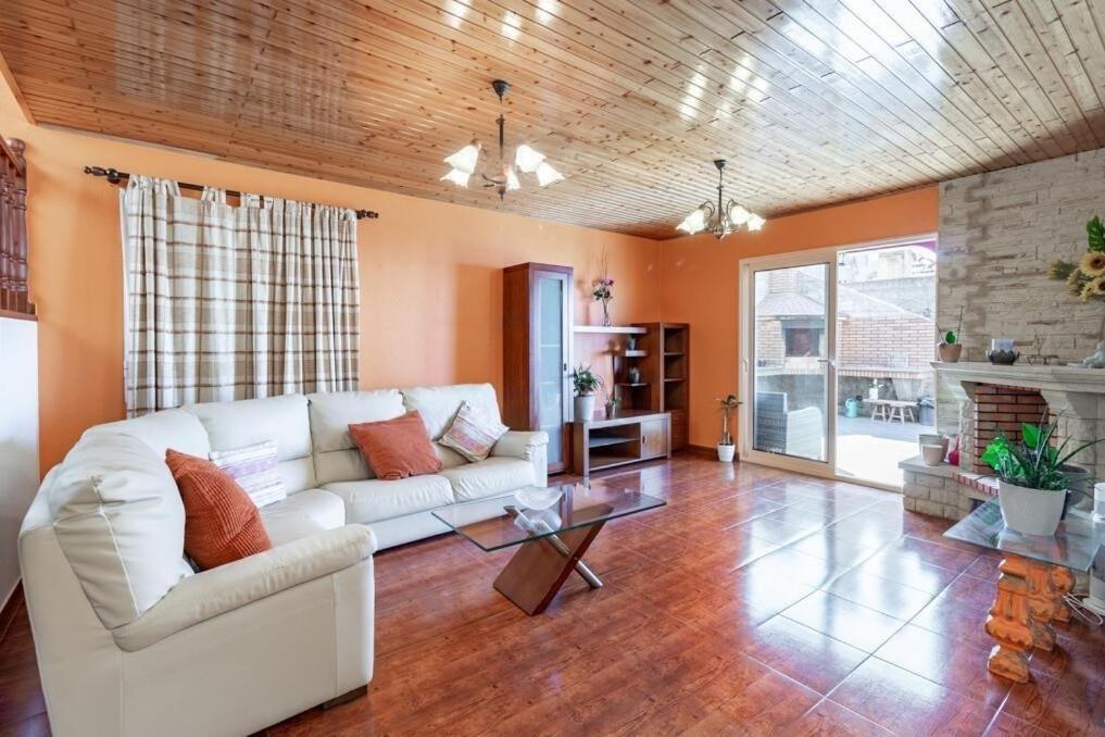 Casa Central - Peceful Mountain Retreat In Calheta Ribeira do Raposo Eksteriør billede