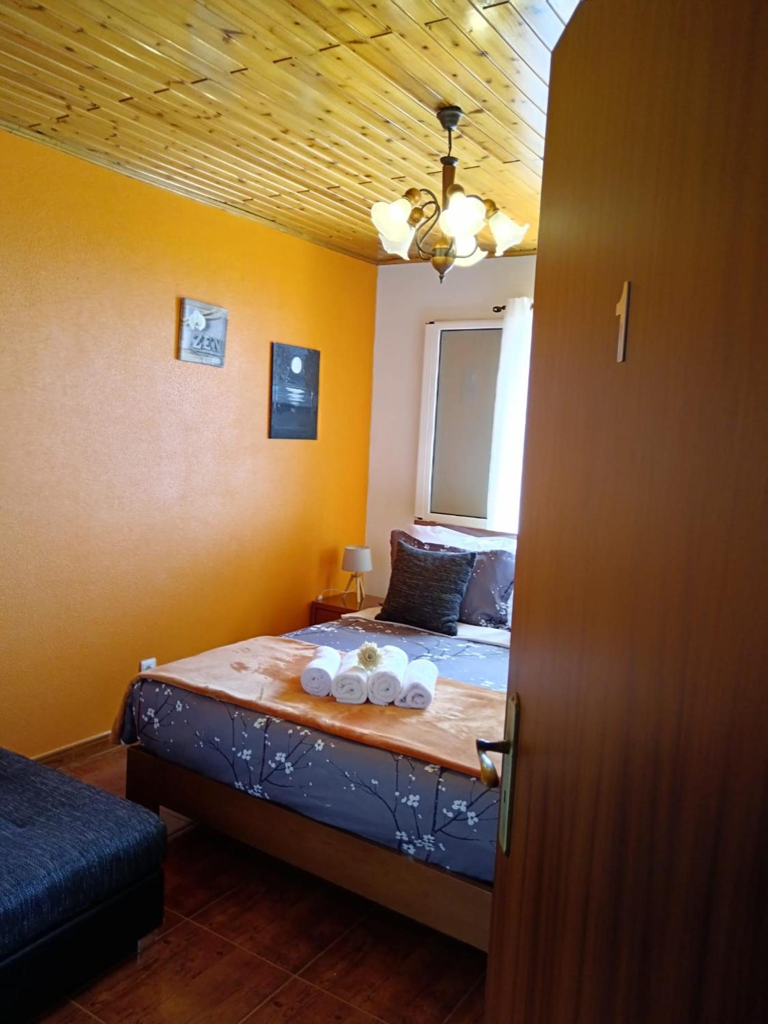 Casa Central - Peceful Mountain Retreat In Calheta Ribeira do Raposo Eksteriør billede
