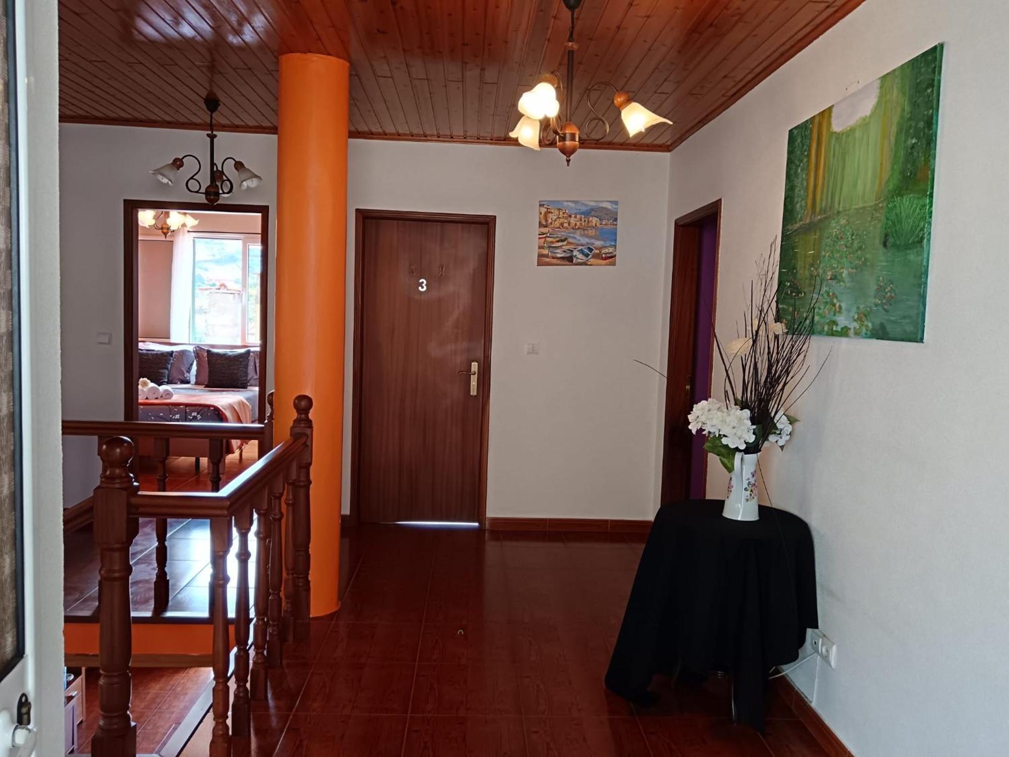 Casa Central - Peceful Mountain Retreat In Calheta Ribeira do Raposo Eksteriør billede